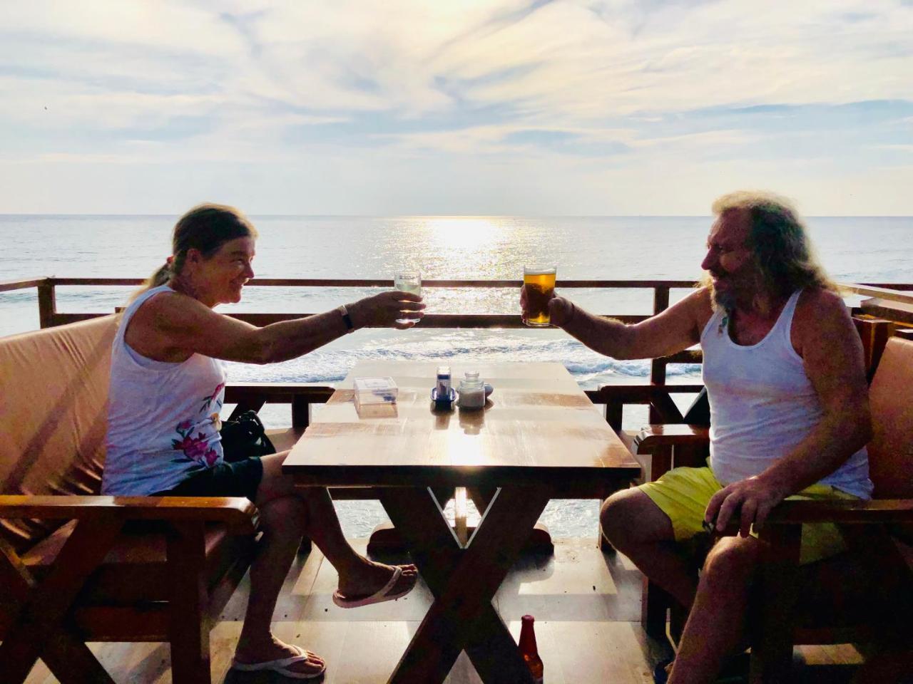 ורקלה Black Beach Resort מראה חיצוני תמונה