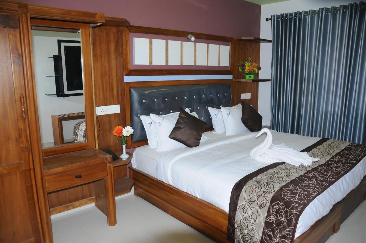 ורקלה Black Beach Resort מראה חיצוני תמונה