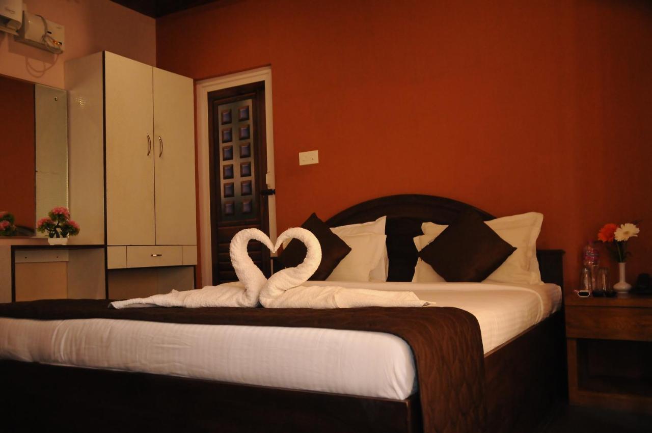 ורקלה Black Beach Resort מראה חיצוני תמונה