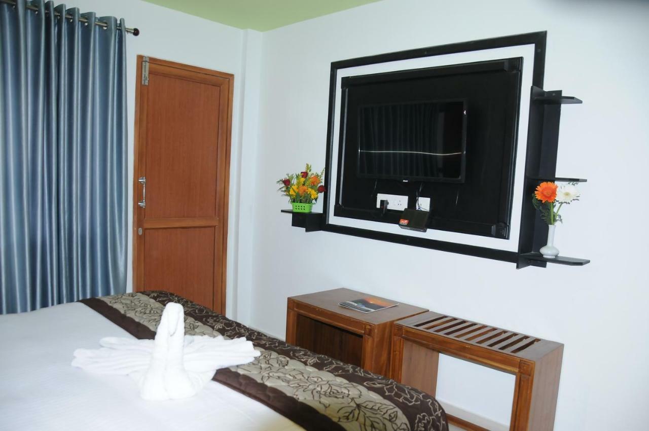 ורקלה Black Beach Resort מראה חיצוני תמונה